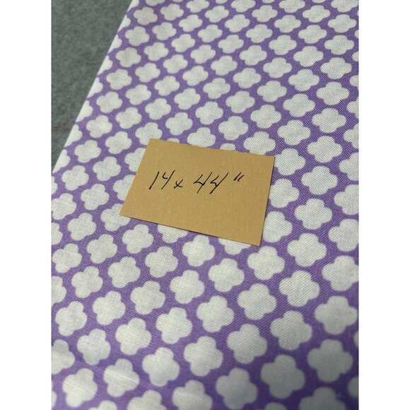 Purple & White Quatrefoil Cotton Fabric 14x44" for Quilting & Crafts - Picture 5 of 6